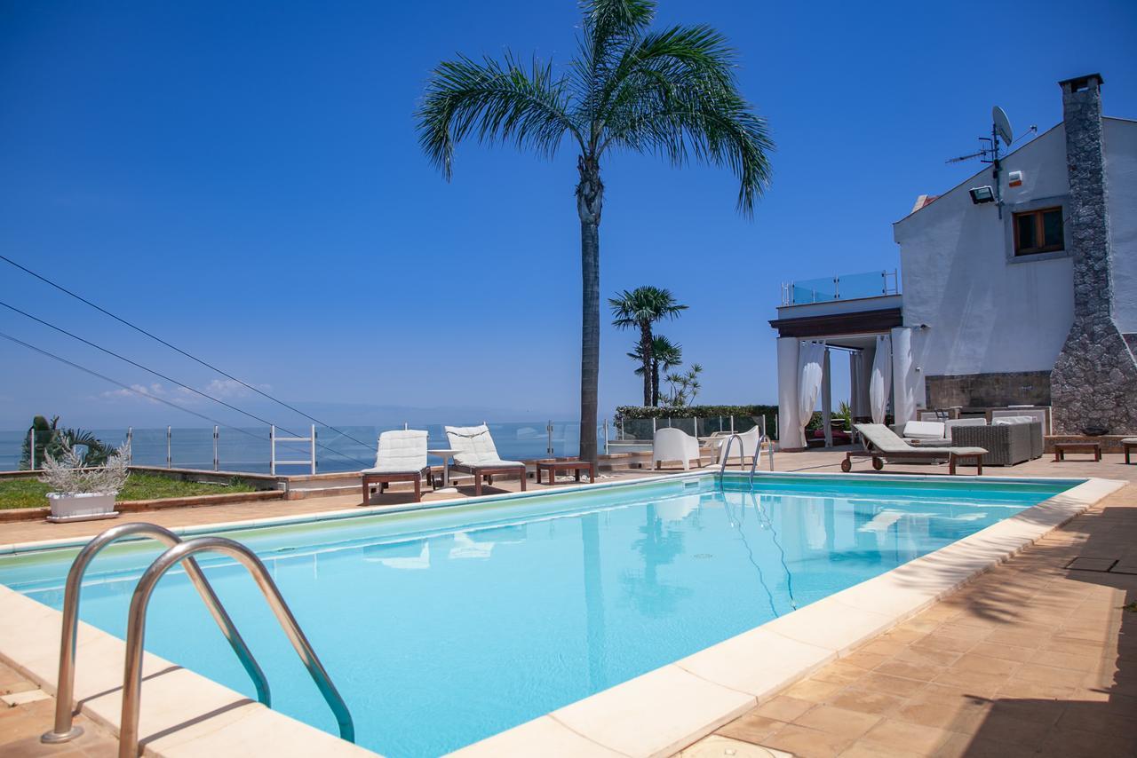 Luxury Taorum Villa With Spectacular Sea Views In טאורמינה מראה חיצוני תמונה