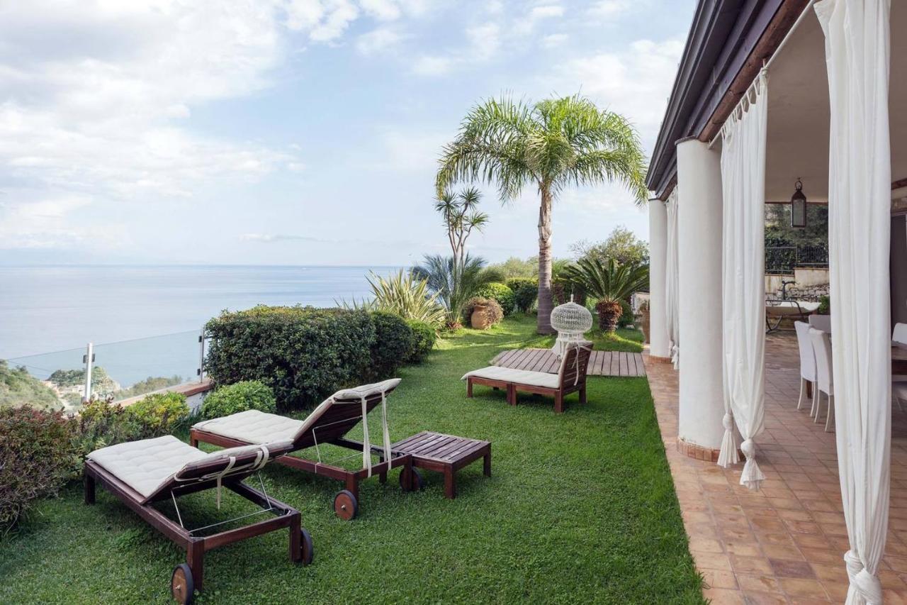 Luxury Taorum Villa With Spectacular Sea Views In טאורמינה מראה חיצוני תמונה