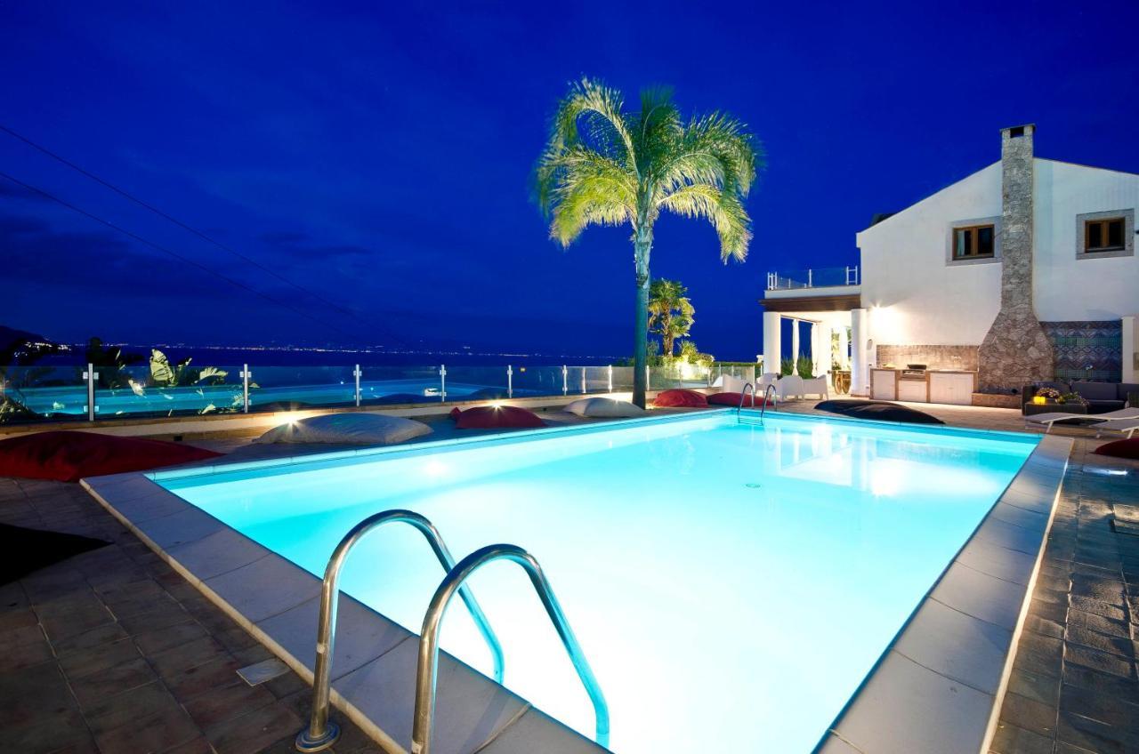 Luxury Taorum Villa With Spectacular Sea Views In טאורמינה מראה חיצוני תמונה
