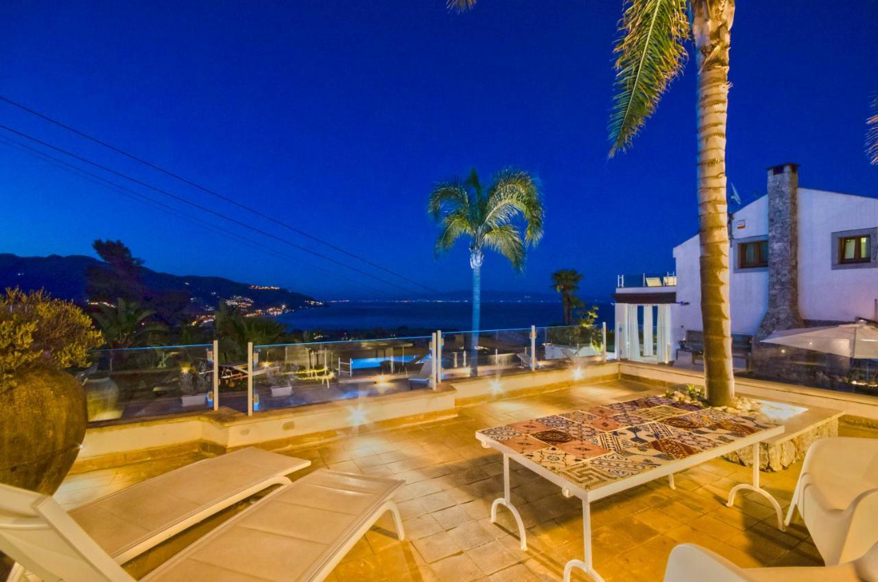 Luxury Taorum Villa With Spectacular Sea Views In טאורמינה מראה חיצוני תמונה